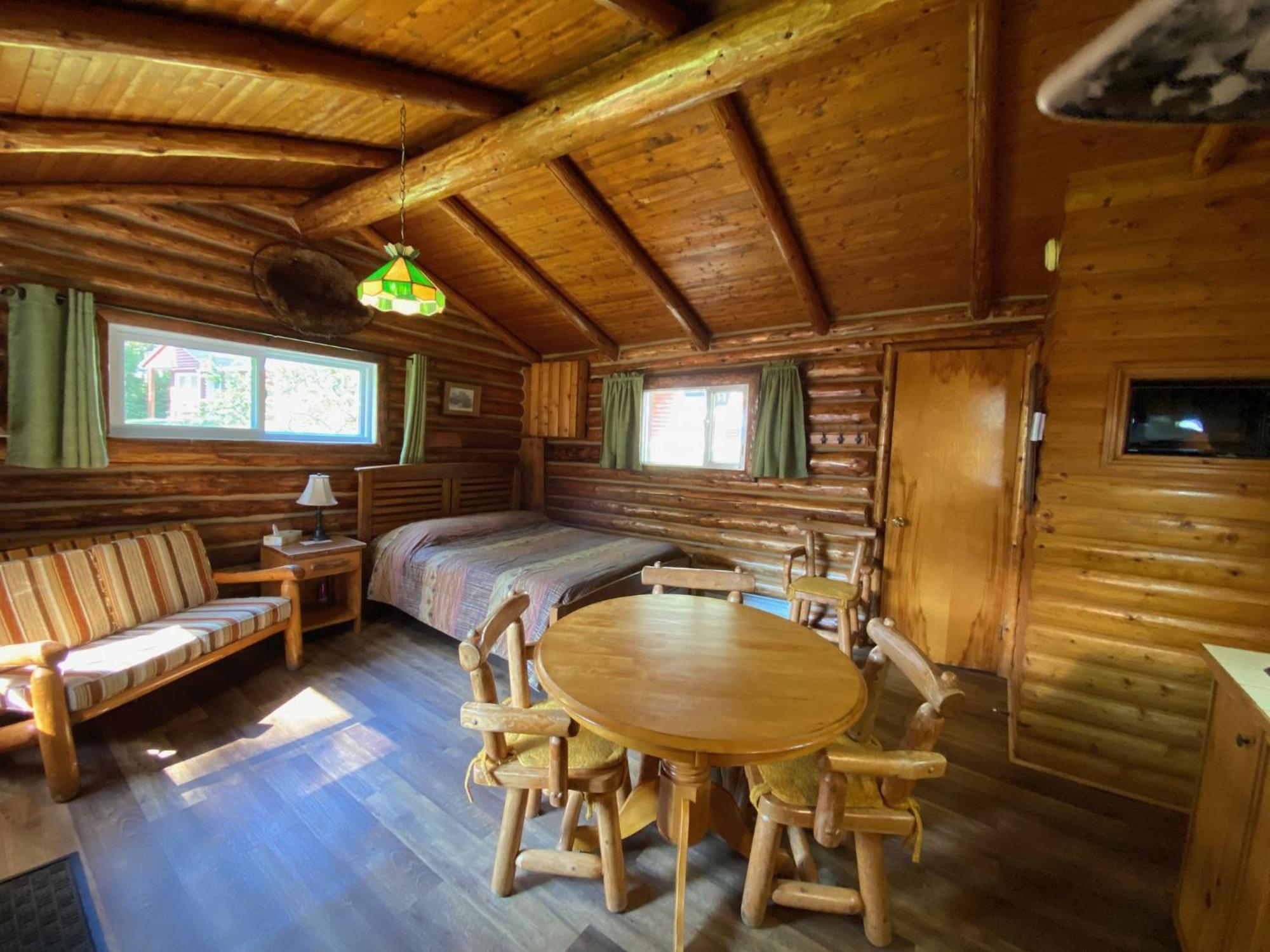 Kan-à-Mouche Pourvoirie Auberge et Chalets Saint-Michel Zimmer foto